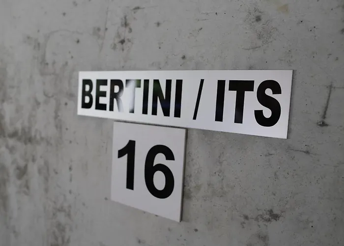 Excellent Flat With A Fantastic View Of The Eiger! Apartment *